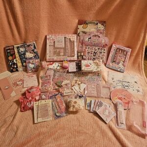 Sanrio Hello Kitty Fun Mystery Bundle Accessories Set Easter